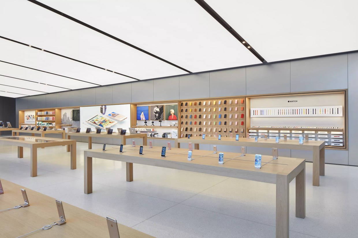 The Apple Store at Brickell City Centre Opens Saturday