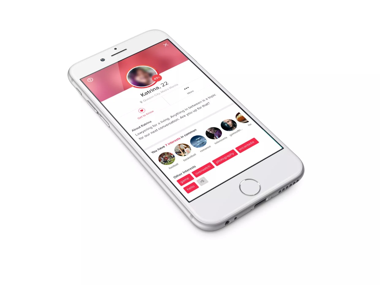 BlindLove Dating App Asks Users to Find Love Without Photos — at First