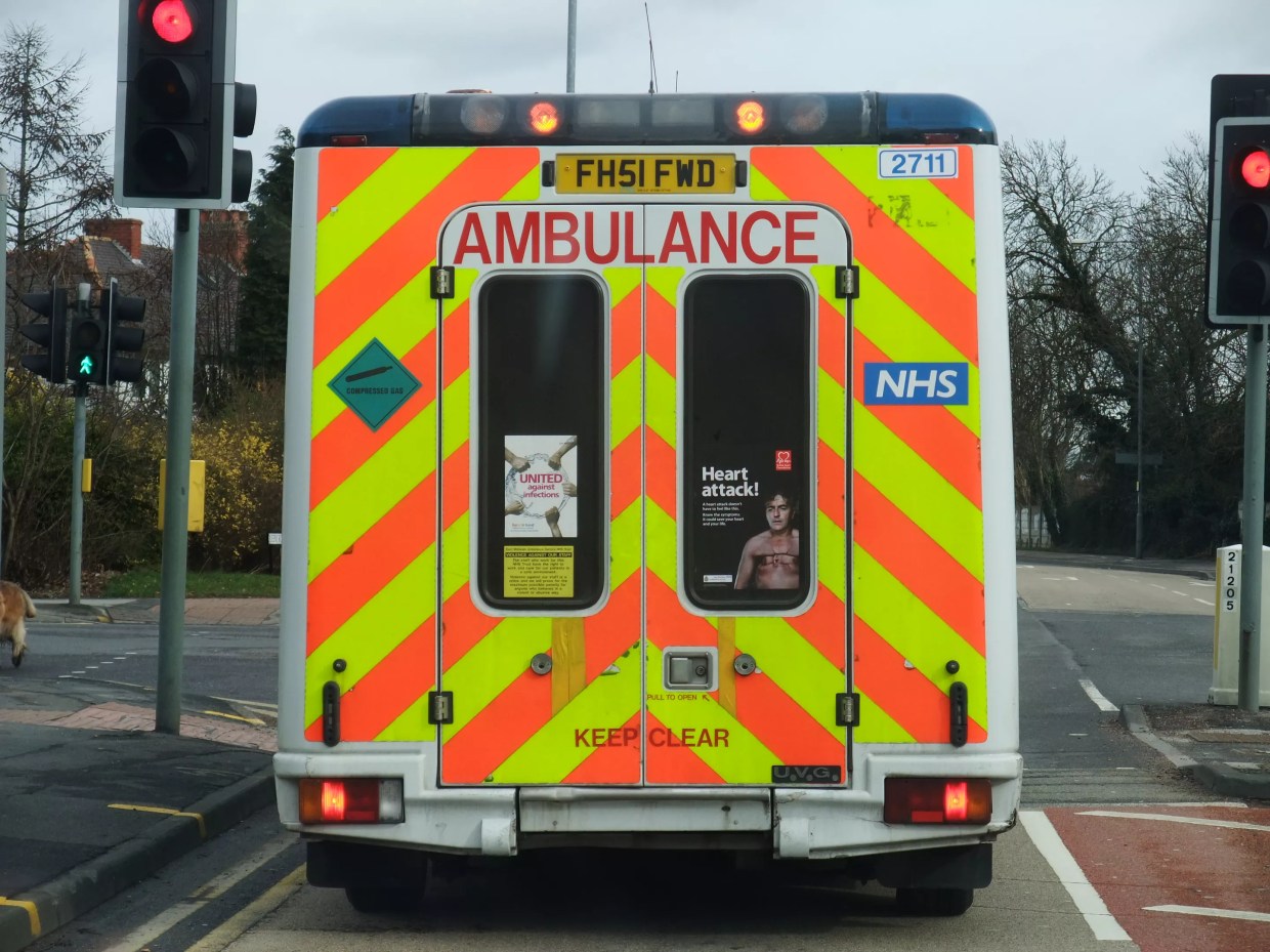 Family Says Elderly Man Died After Ambulance Company Dropped Him Off at Wrong House