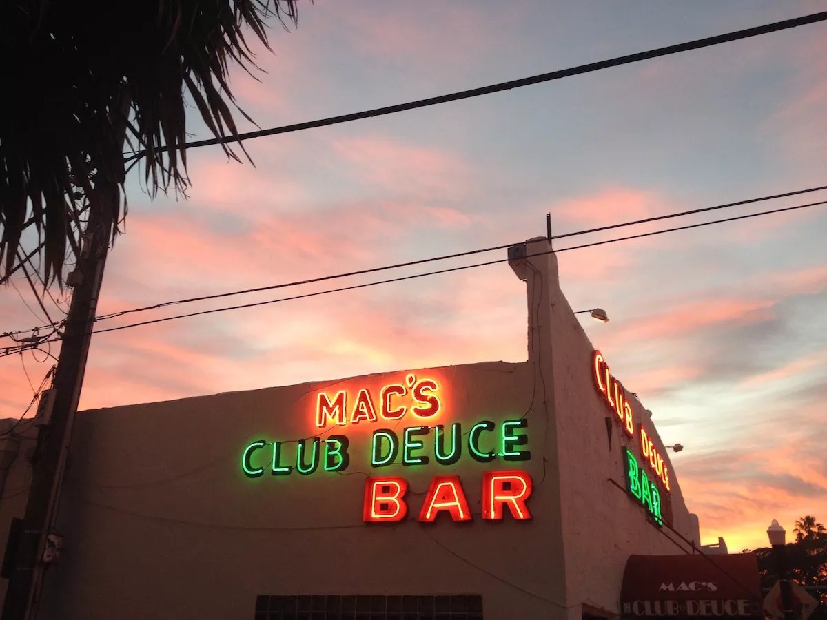 Miami Bars Open on Thanksgiving Day