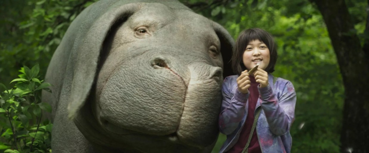 Bong Joon-ho’s Mad <i>Okja</i> Fascinates but Doesn’t Always Work