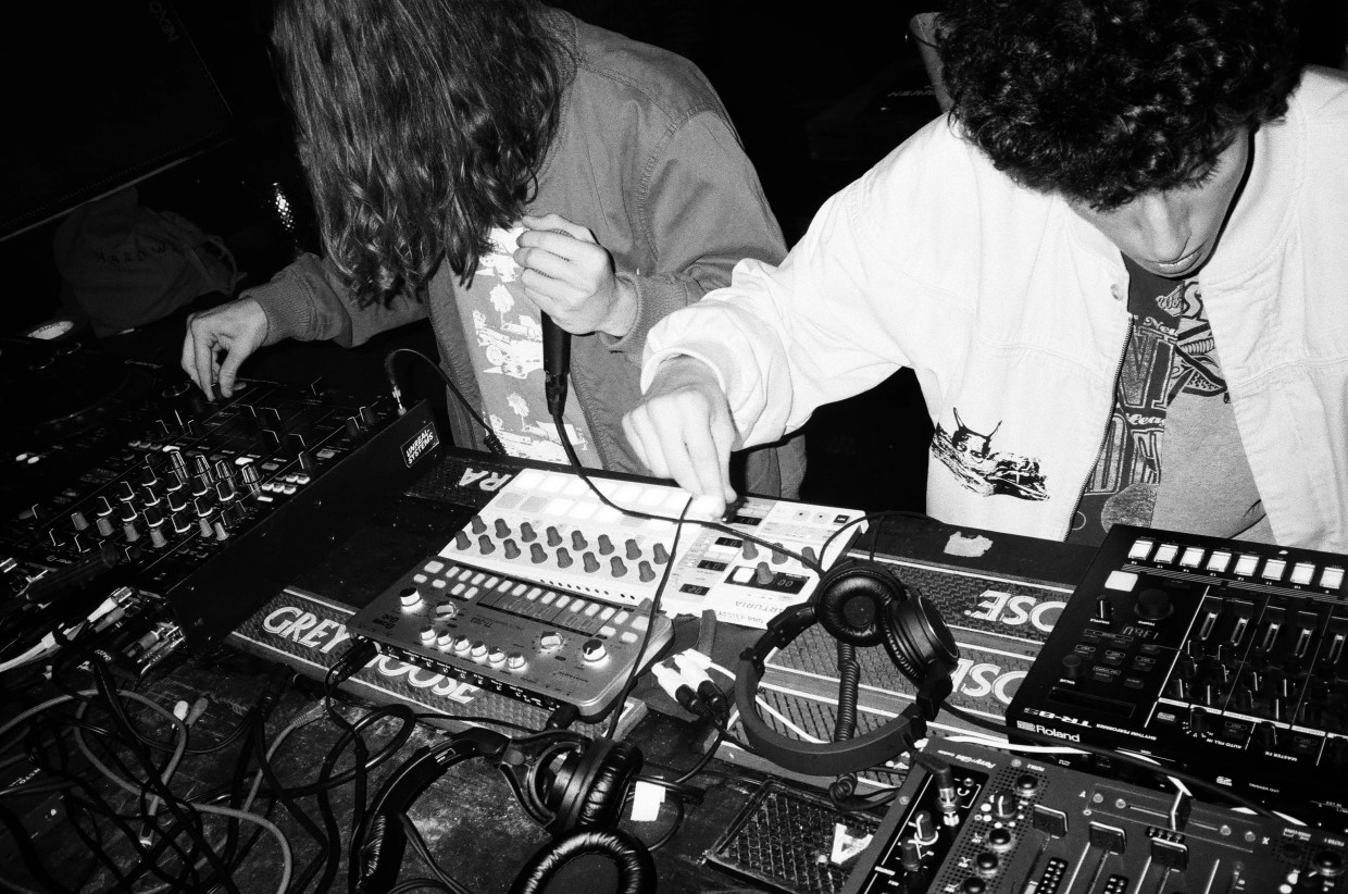 Eschewing Youthful Trappings, INVT Shows Maturity on <i>Extrema</i>