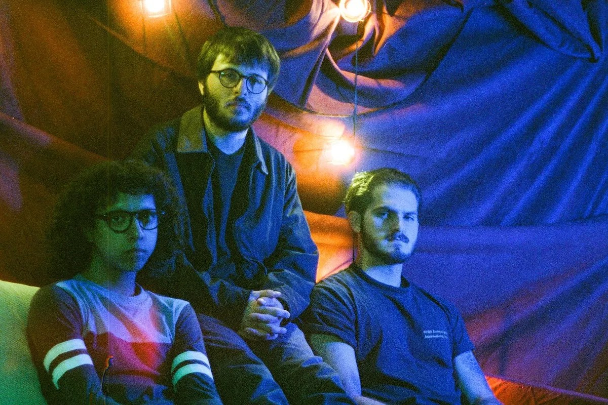 Mold Channels Chaotic Miami Energy on New Single, “You’re Being Lied To!”