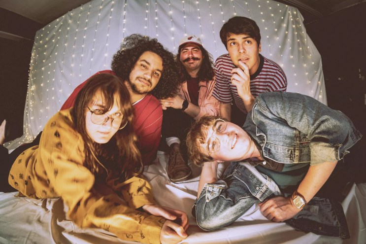 The five members of Swivvel