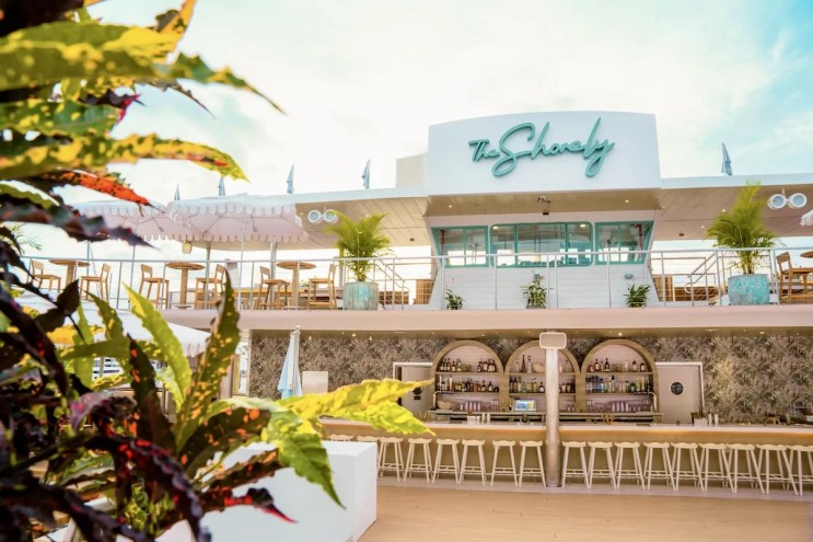 outside photo of the shorely