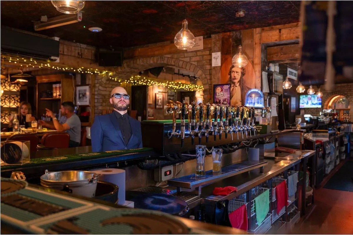 A photoshopped image of attorney Daryl Bobby Fenton at an Irish Pub.