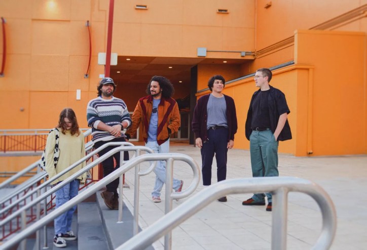 The members of Swivvel