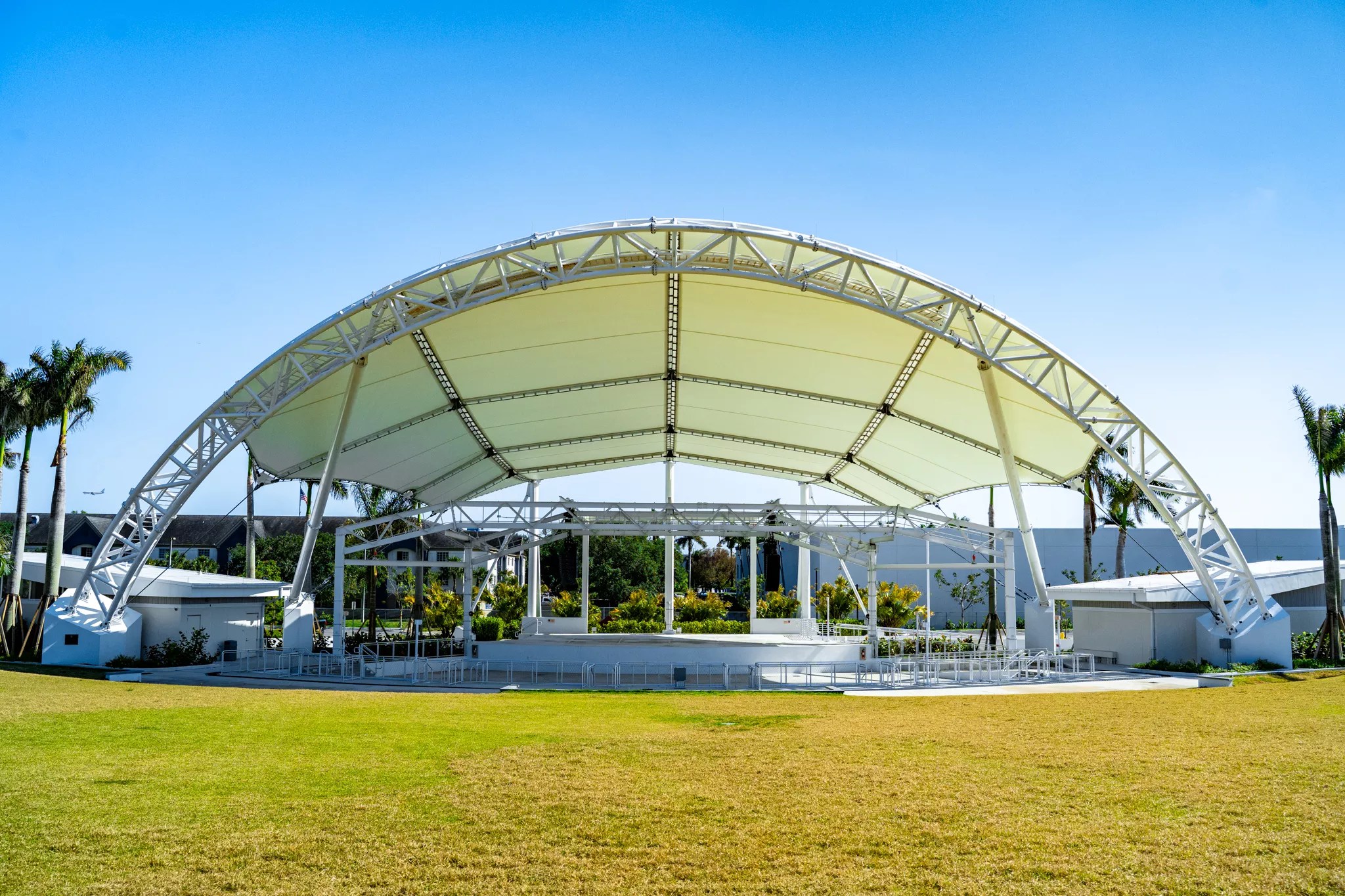 Image of an amphitheatre during the day.